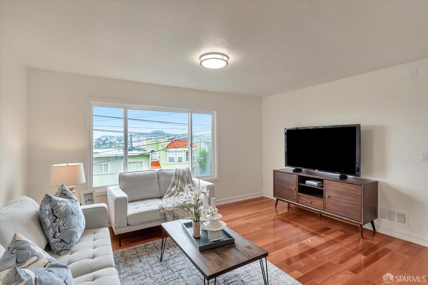 Detail Gallery Image 17 of 48 For 361 Frankfort St, Daly City,  CA 94014 - 4 Beds | 2 Baths