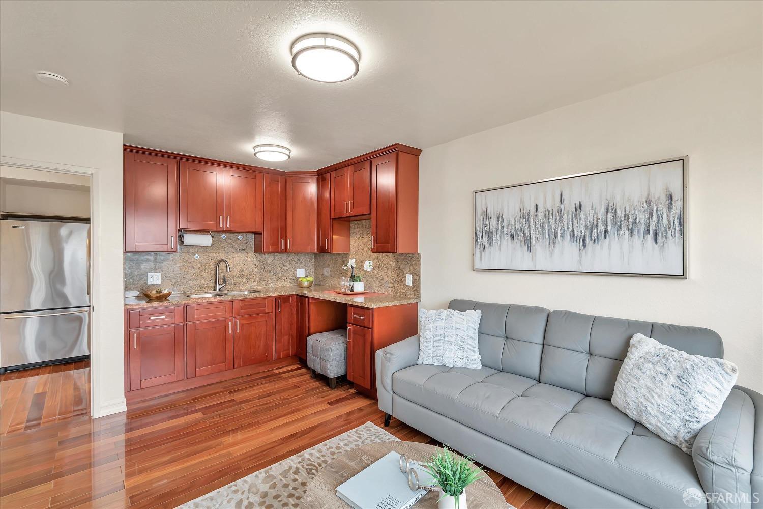 Detail Gallery Image 11 of 48 For 361 Frankfort St, Daly City,  CA 94014 - 4 Beds | 2 Baths