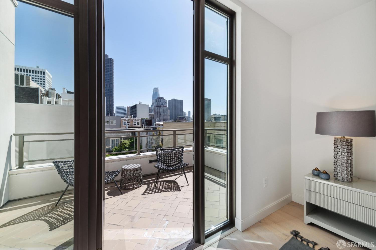 Detail Gallery Image 8 of 53 For 875 California St #505,  San Francisco,  CA 94108 - 2 Beds | 2 Baths
