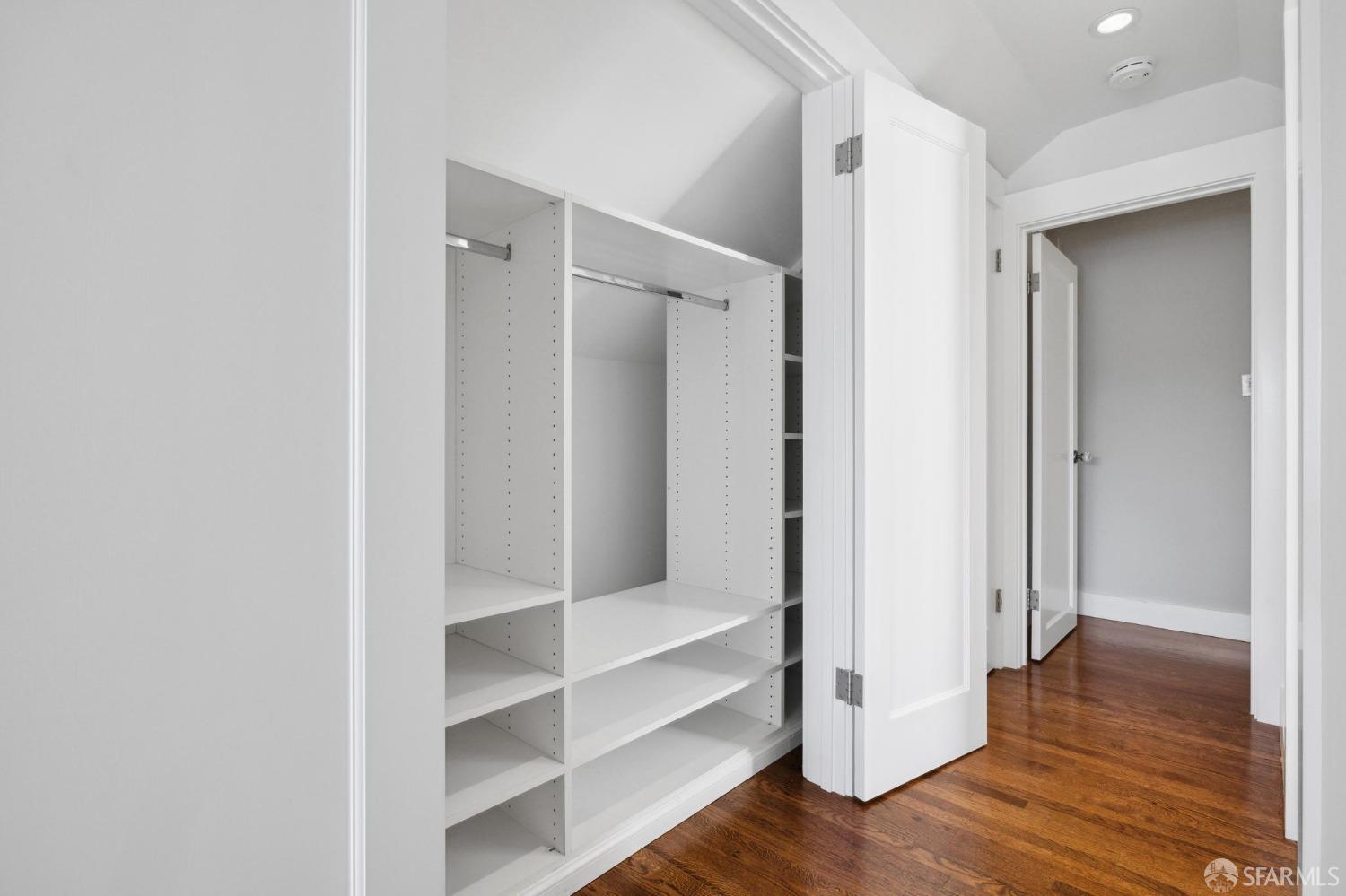 Detail Gallery Image 33 of 41 For 93 States St, San Francisco,  CA 94114 - 3 Beds | 2 Baths