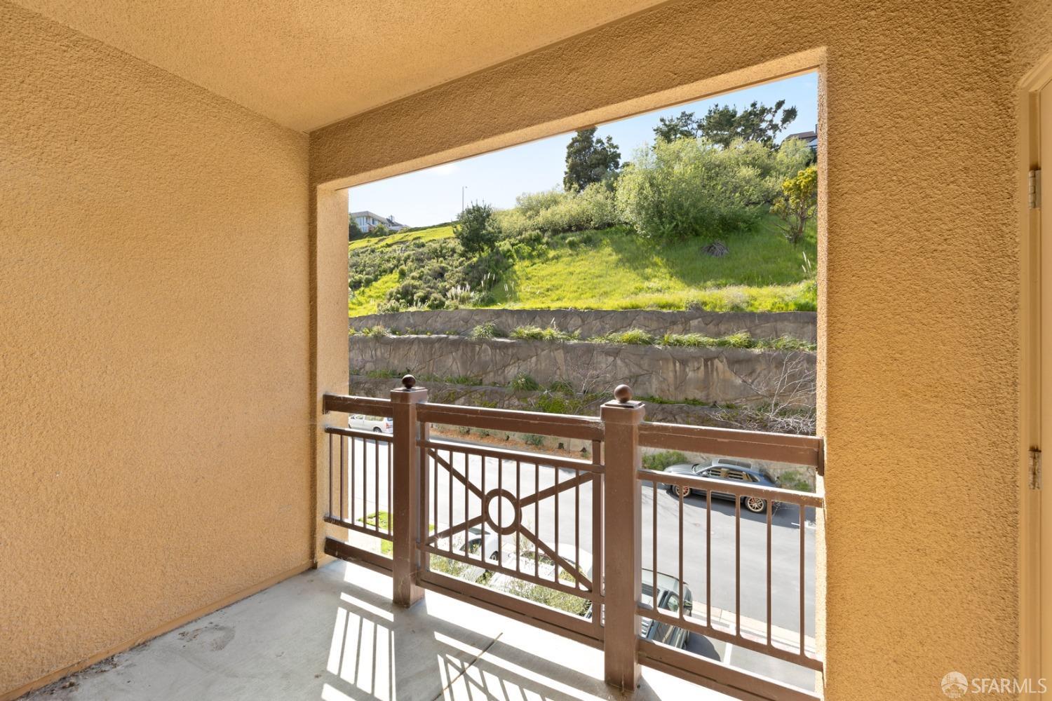 Detail Gallery Image 15 of 20 For 2230 Gellert Blvd #3203,  South San Francisco,  CA 94080 - 2 Beds | 2 Baths