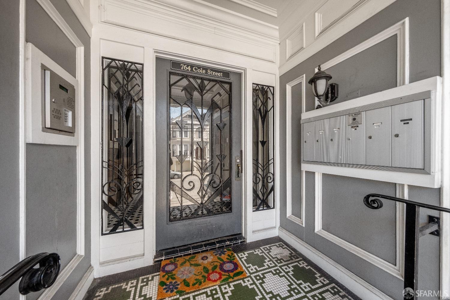 Detail Gallery Image 21 of 27 For 764 Cole St #4,  San Francisco,  CA 94117 - 2 Beds | 1 Baths