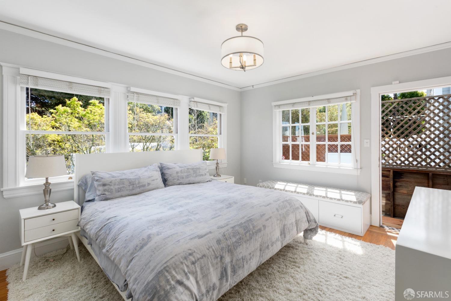 Detail Gallery Image 25 of 43 For 2932 Baker St, San Francisco,  CA 94123 - 2 Beds | 2 Baths