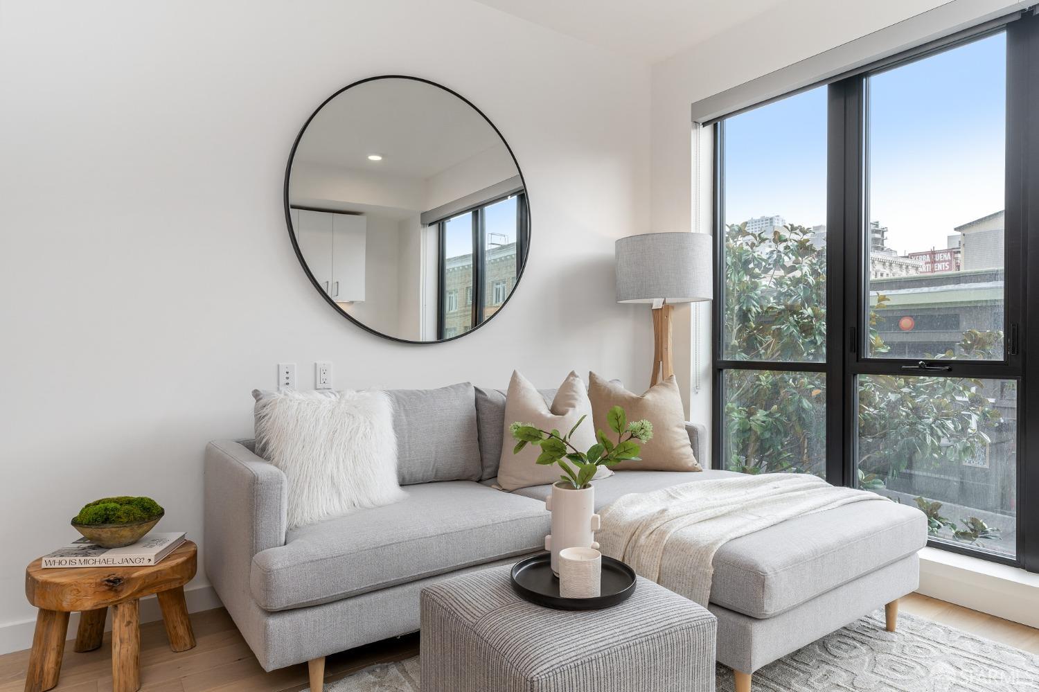 Detail Gallery Image 2 of 10 For 1201 Sutter St #205,  San Francisco,  CA 94109 - 1 Beds | 1 Baths
