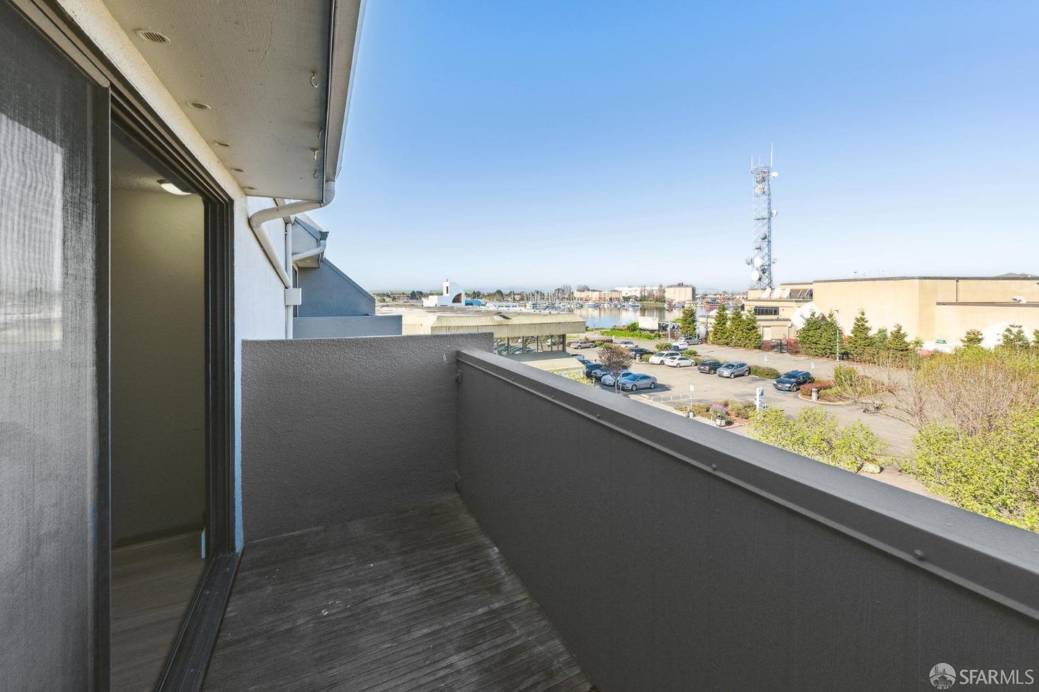 Detail Gallery Image 24 of 52 For 7 Embarcadero St #308,  Oakland,  CA 94607 - 2 Beds | 1/1 Baths
