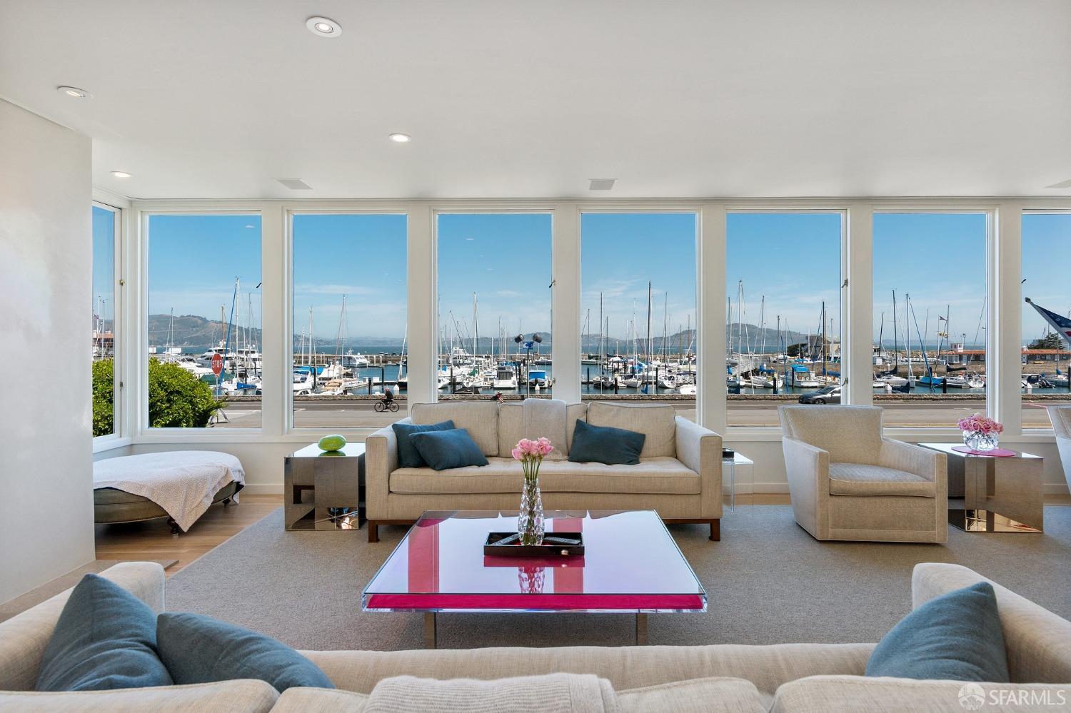 Detail Gallery Image 10 of 68 For 585 Marina Blvd, San Francisco,  CA 94123 - 4 Beds | 3/1 Baths