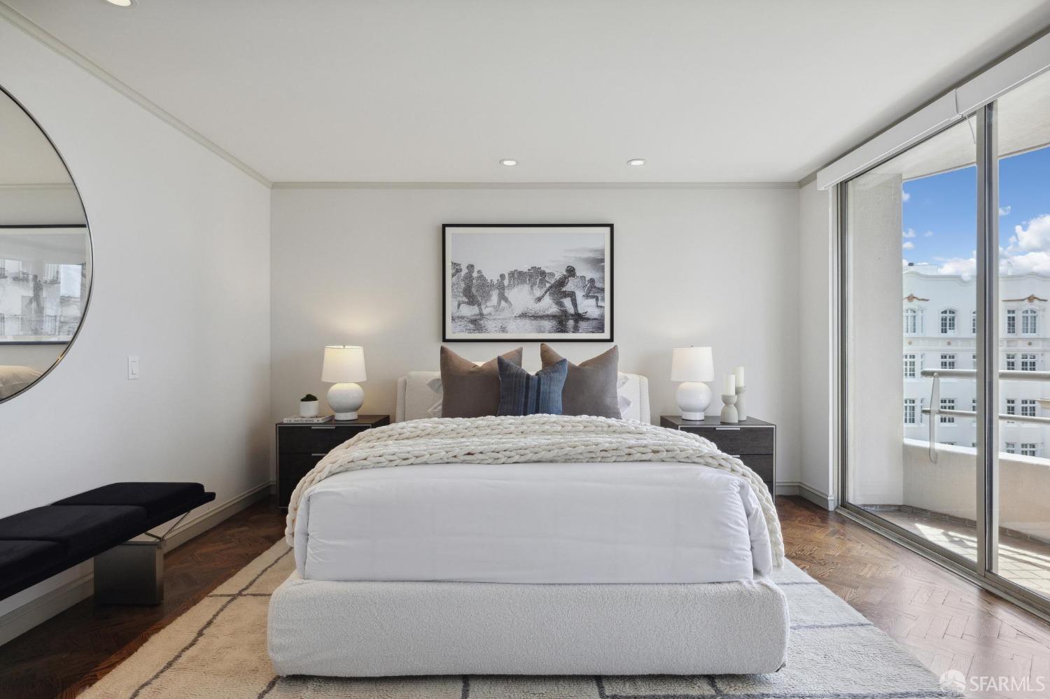 Detail Gallery Image 61 of 89 For 1220 Jones St #501,  San Francisco,  CA 94109 - 3 Beds | 3 Baths