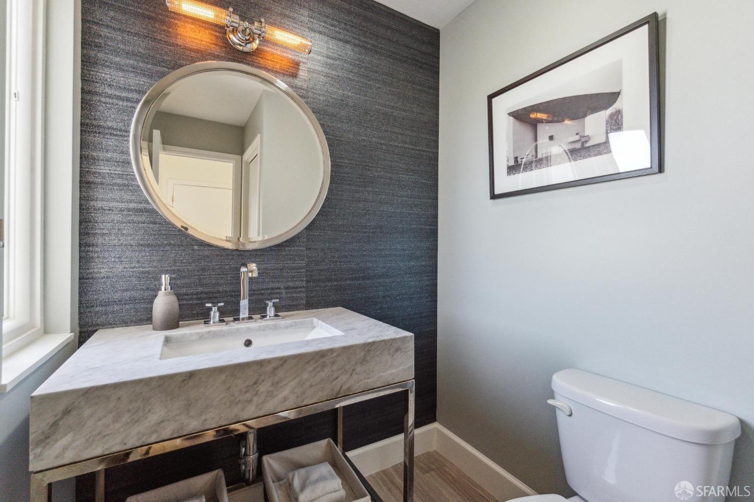 Detail Gallery Image 25 of 68 For 229 Montcalm St, San Francisco,  CA 94110 - 4 Beds | 2/1 Baths