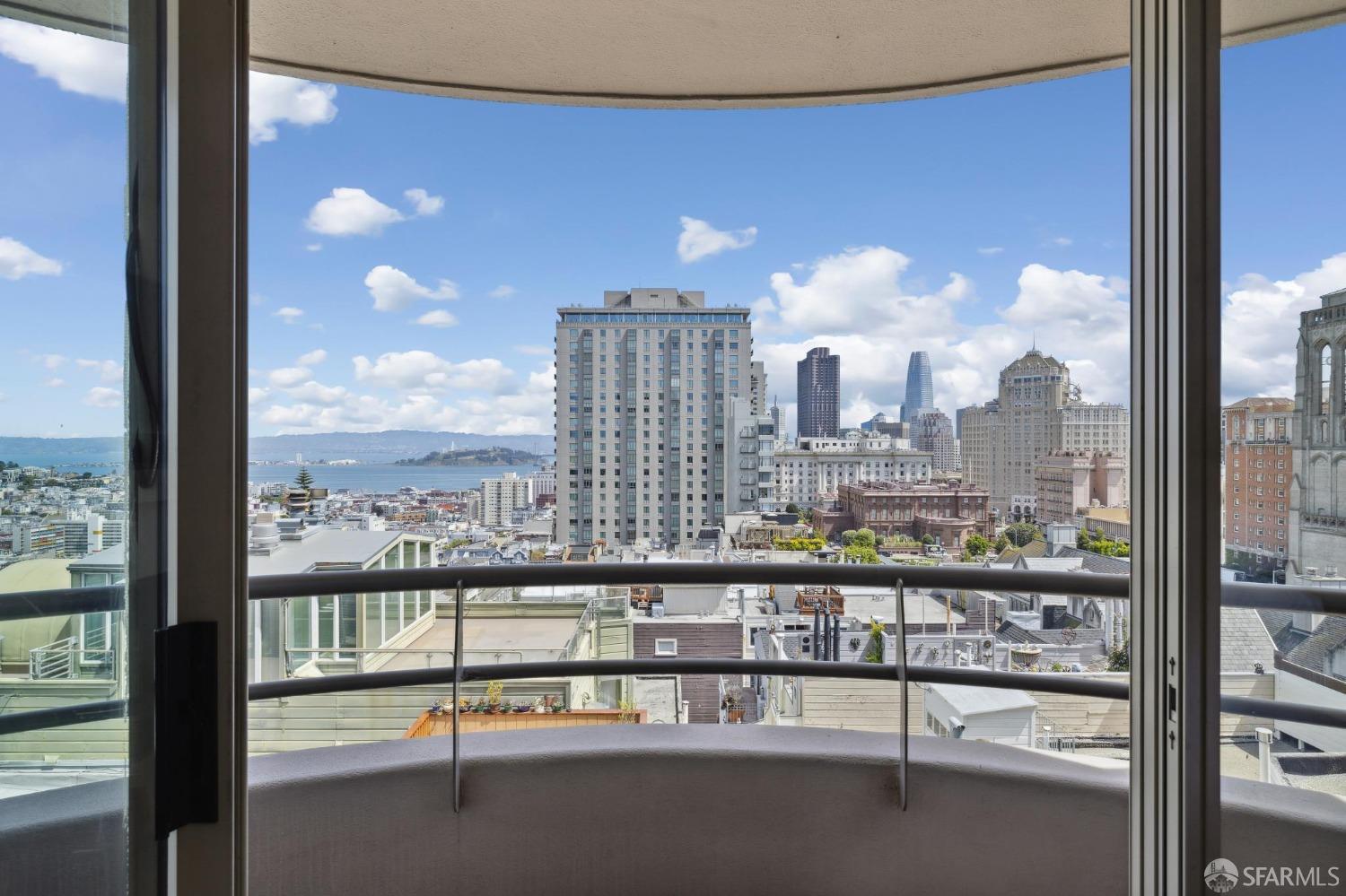 Detail Gallery Image 48 of 89 For 1220 Jones St #501,  San Francisco,  CA 94109 - 3 Beds | 3 Baths