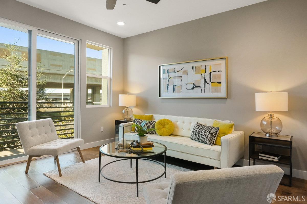 Detail Gallery Image 8 of 27 For 1515 Pullman Way, Oakland,  CA 94607 - 3 Beds | 3/1 Baths