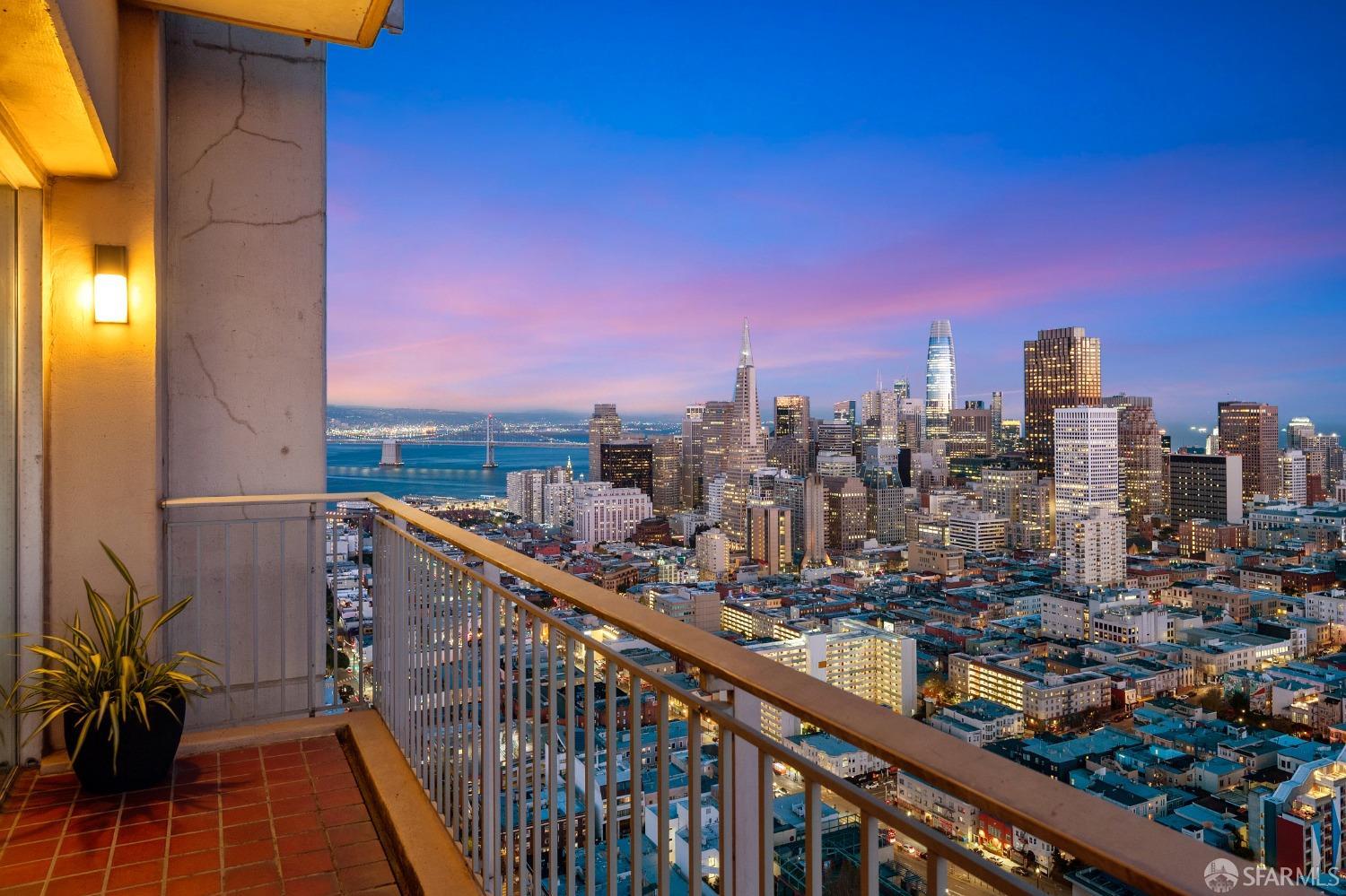 Detail Gallery Image 5 of 37 For 1750 Taylor St #2302,  San Francisco,  CA 94133 - 2 Beds | 2 Baths