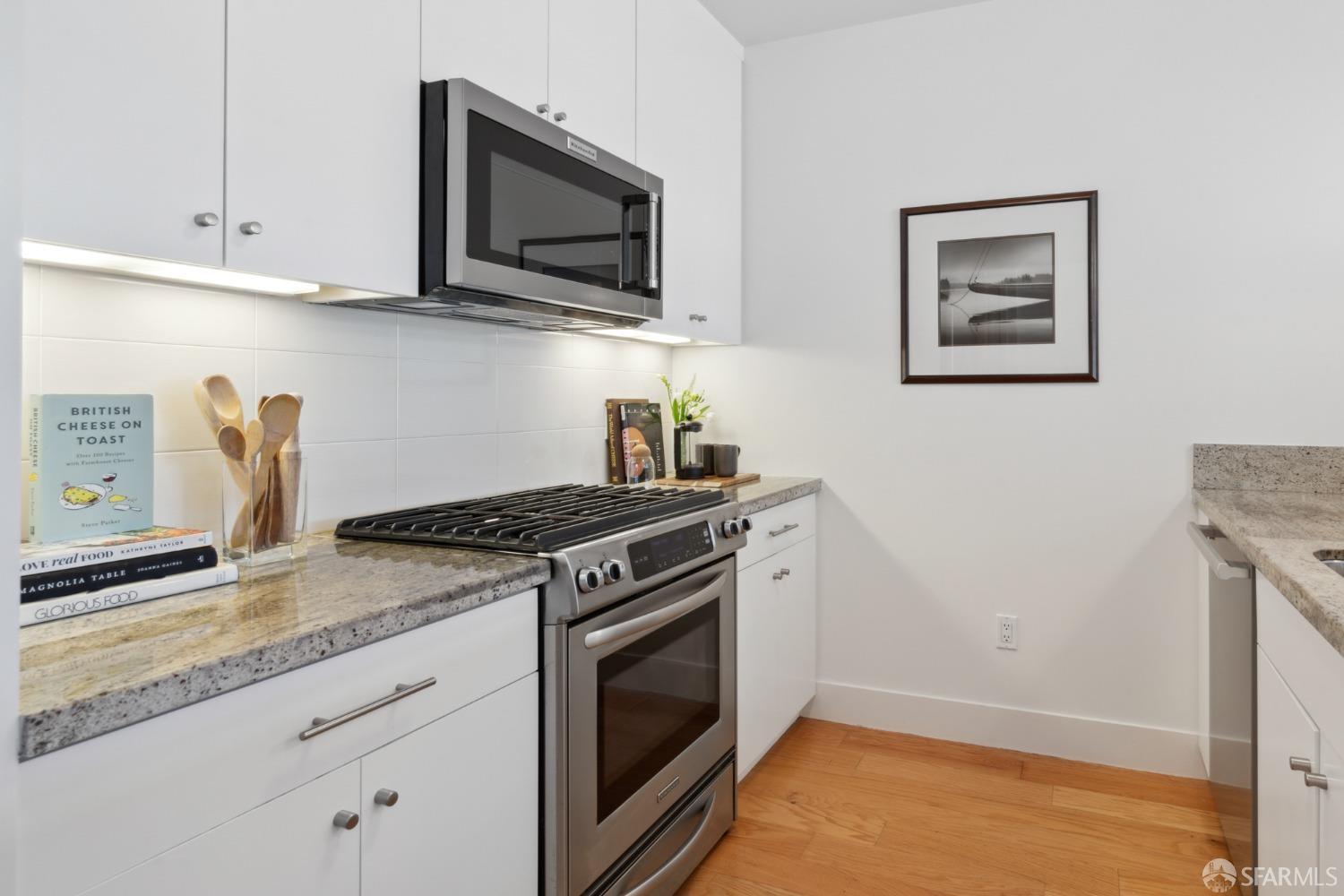 Detail Gallery Image 8 of 40 For 77 Van Ness Ave #505,  San Francisco,  CA 94102 - 1 Beds | 1 Baths