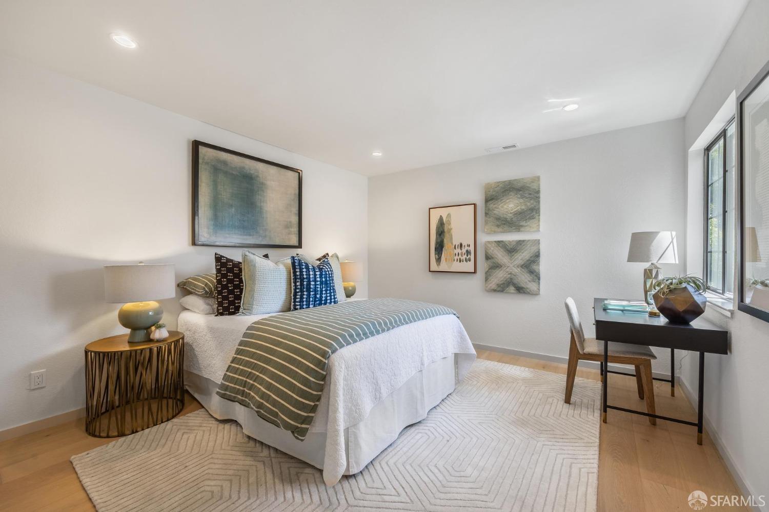 Detail Gallery Image 31 of 48 For 1011 Chula Vista Ter, Sunnyvale,  CA 94086 - 2 Beds | 2/1 Baths