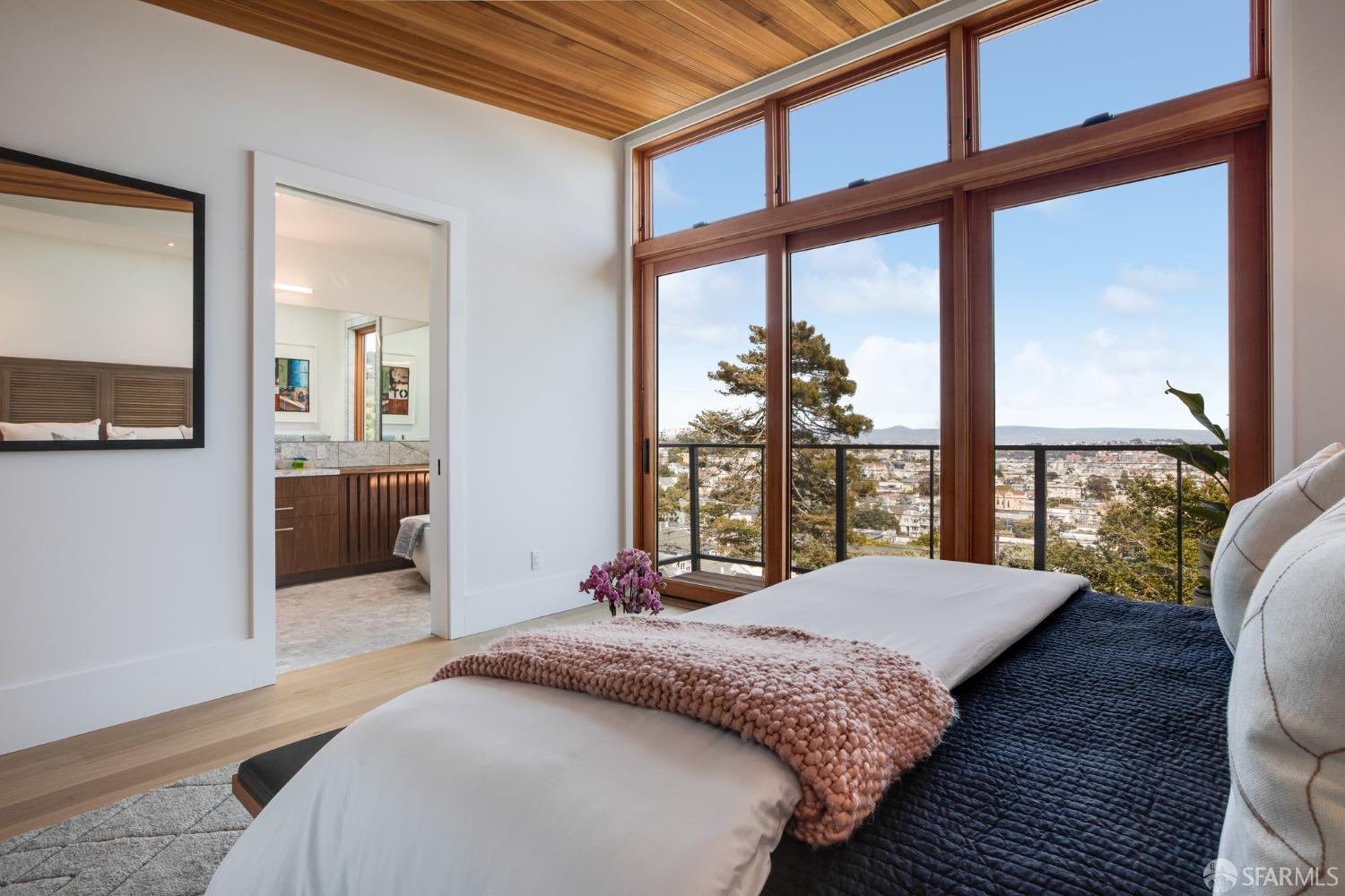 Detail Gallery Image 56 of 99 For 27 Fountain St, San Francisco,  CA 94114 - 4 Beds | 3/1 Baths