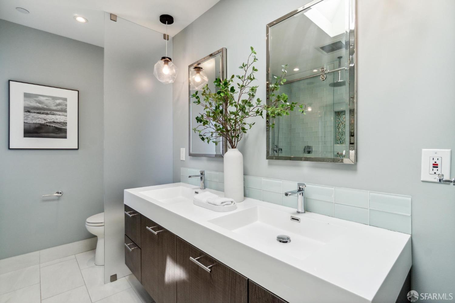 Detail Gallery Image 33 of 68 For 229 Montcalm St, San Francisco,  CA 94110 - 4 Beds | 2/1 Baths