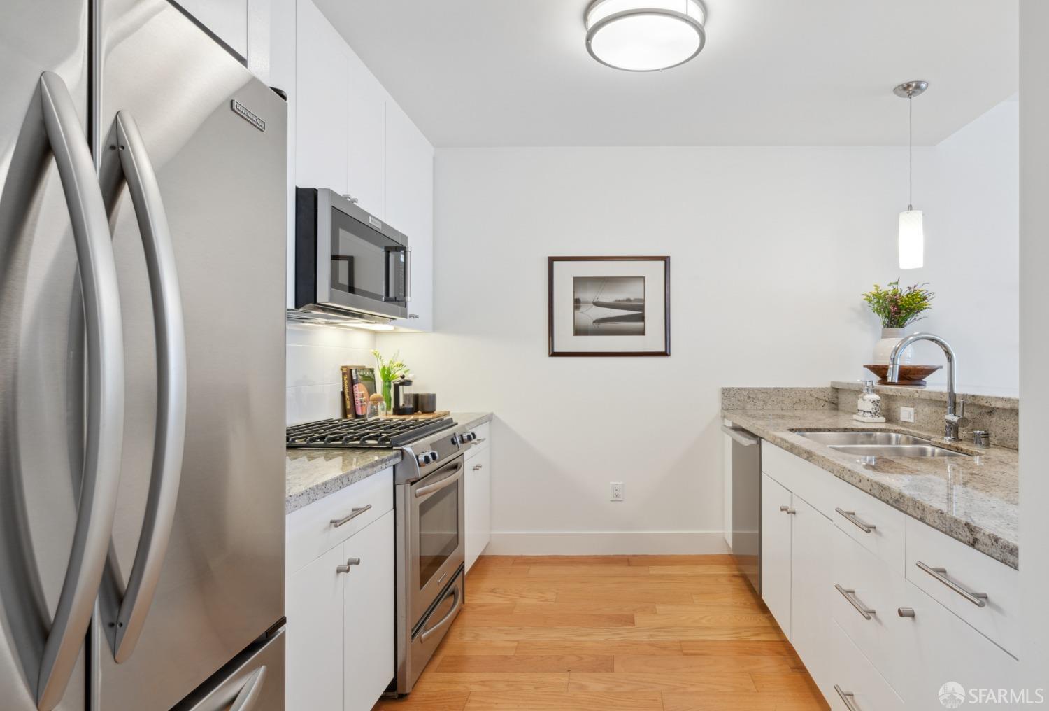 Detail Gallery Image 9 of 40 For 77 Van Ness Ave #505,  San Francisco,  CA 94102 - 1 Beds | 1 Baths