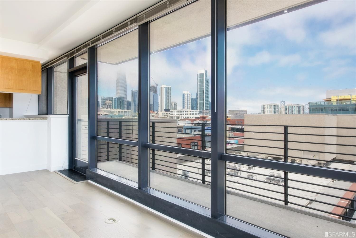 Detail Gallery Image 5 of 36 For 250 King St #1018,  San Francisco,  CA 94107 - 2 Beds | 2 Baths