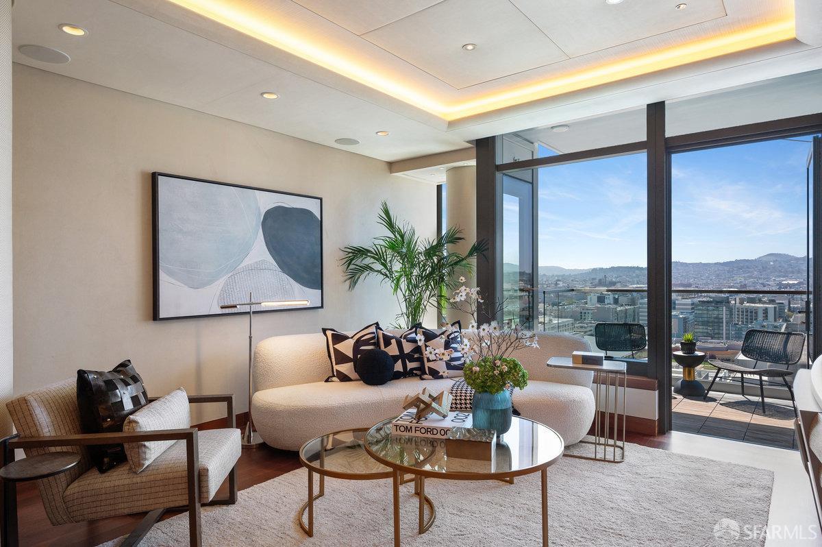 Detail Gallery Image 1 of 68 For 1 Hawthorne St 21c,  San Francisco,  CA 94105 - 2 Beds | 2 Baths