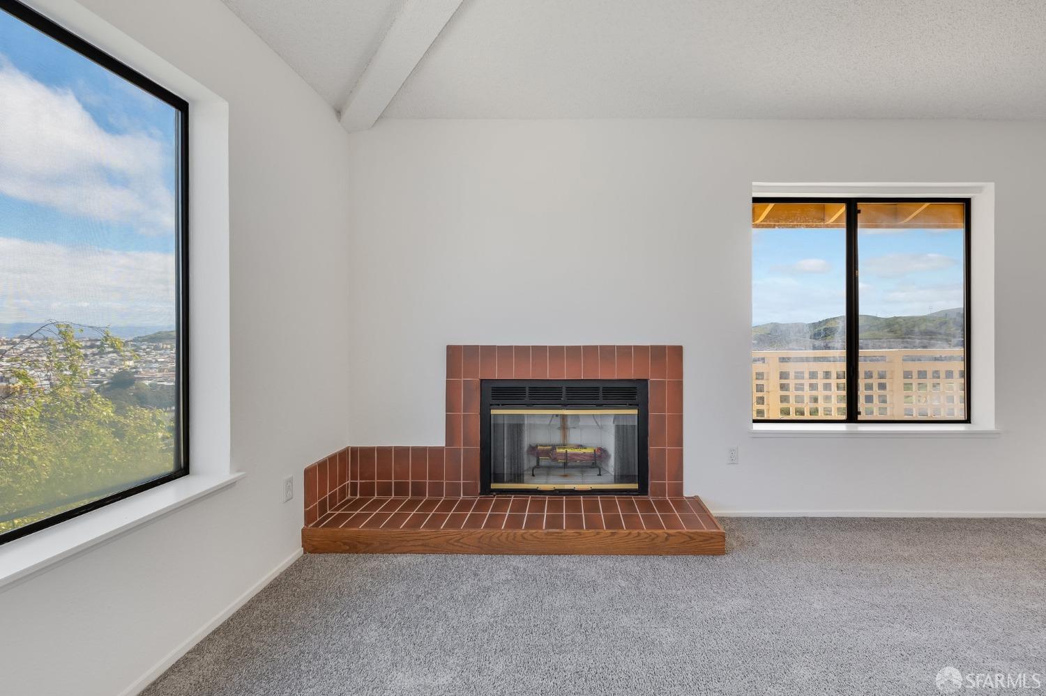 Detail Gallery Image 15 of 38 For 207 Oak Ct #207,  Daly City,  CA 94014 - 3 Beds | 2 Baths