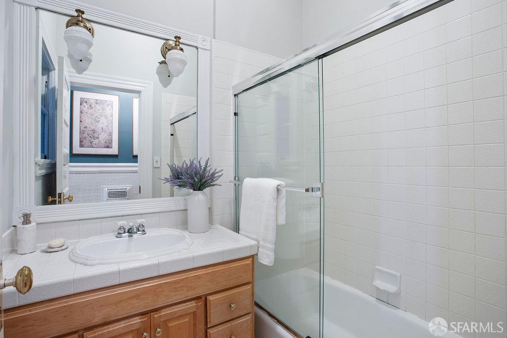 Detail Gallery Image 31 of 46 For 632 Ashbury St, San Francisco,  CA 94117 - 2 Beds | 1 Baths