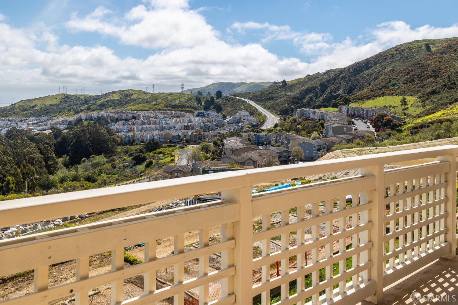 Detail Gallery Image 13 of 38 For 207 Oak Ct #207,  Daly City,  CA 94014 - 3 Beds | 2 Baths