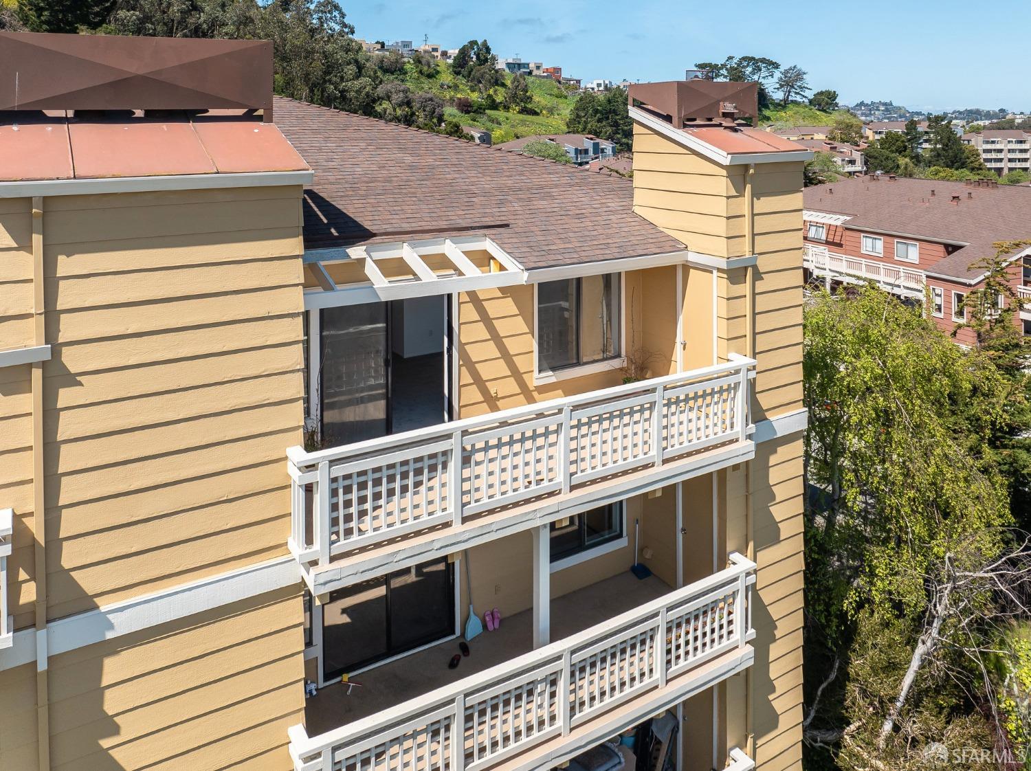 Detail Gallery Image 35 of 38 For 207 Oak Ct #207,  Daly City,  CA 94014 - 3 Beds | 2 Baths