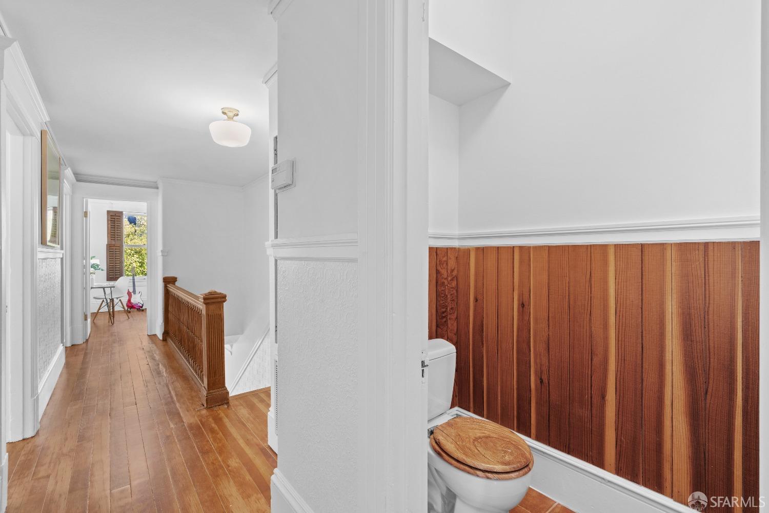 Detail Gallery Image 18 of 33 For 211 Cole St, San Francisco,  CA 94117 - 2 Beds | 1 Baths