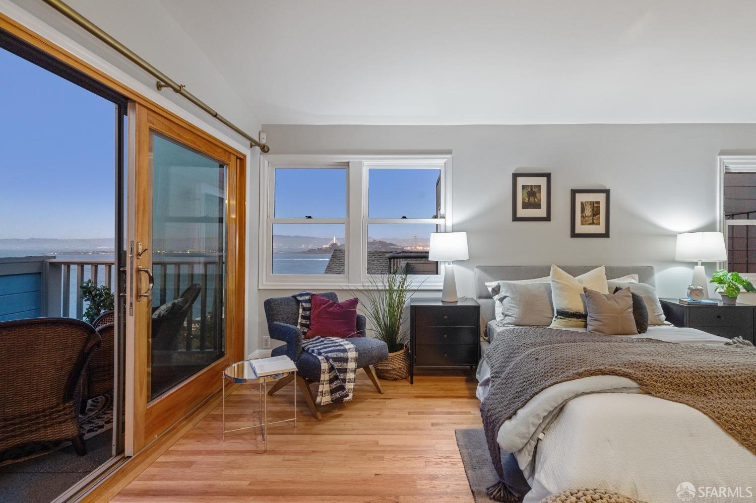 Detail Gallery Image 9 of 63 For 21 Alta St #C,  San Francisco,  CA 94133 - 1 Beds | 2 Baths