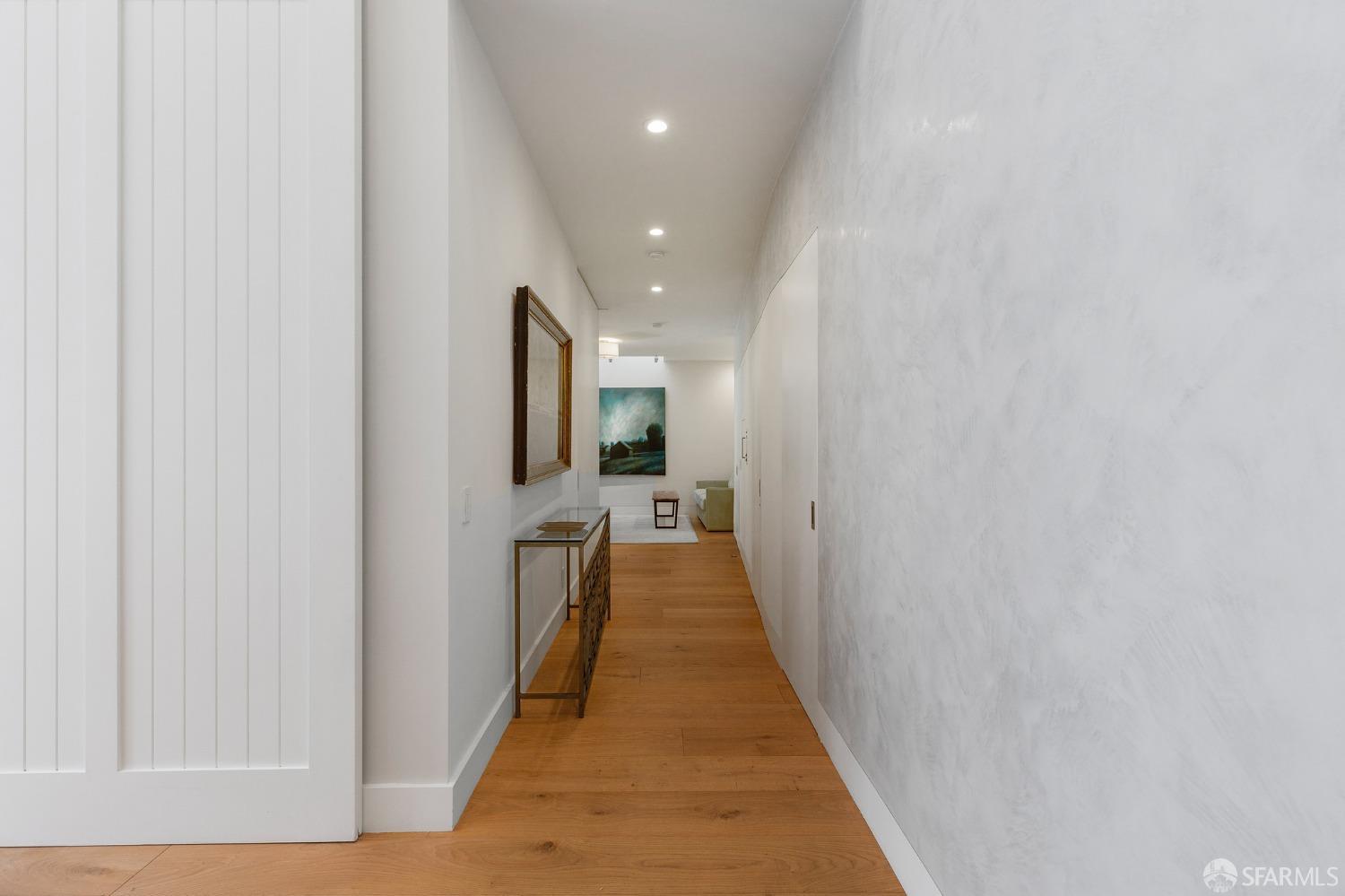 Detail Gallery Image 12 of 72 For 1338 Filbert St a,  San Francisco,  CA 94109 - 4 Beds | 4/2 Baths