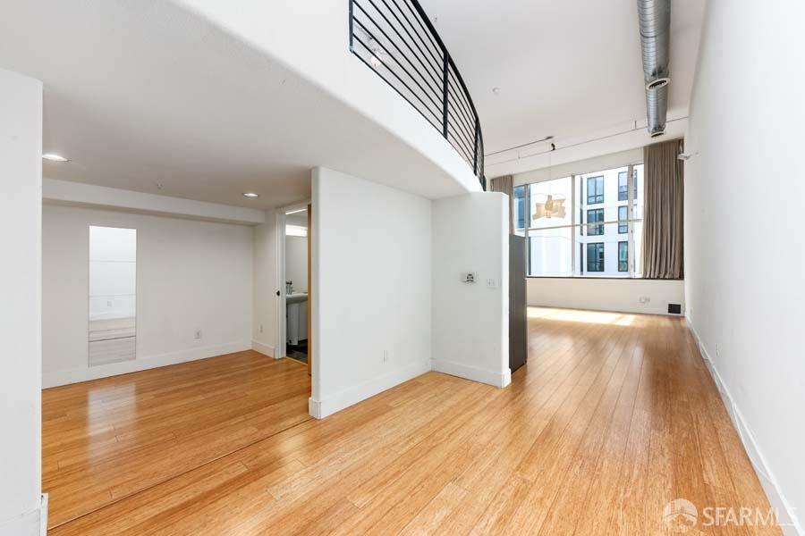 Detail Gallery Image 7 of 18 For 18 Lansing St #303,  San Francisco,  CA 94105 - 1 Beds | 1/1 Baths
