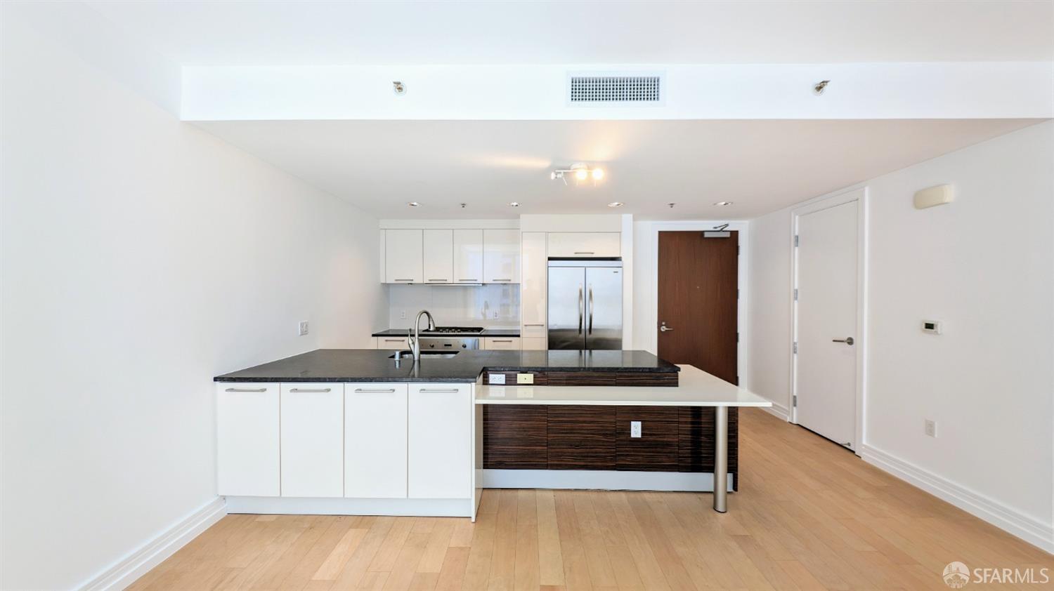 Detail Gallery Image 10 of 20 For 631 Folsom St 11c,  San Francisco,  CA 94107 - 2 Beds | 2 Baths