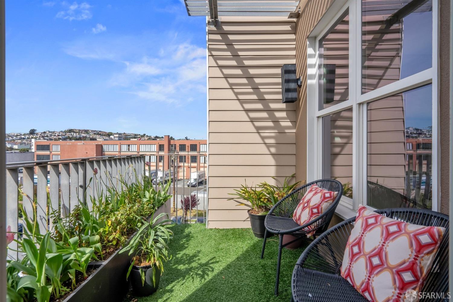 Detail Gallery Image 22 of 27 For 5800 3rd St #1404,  San Francisco,  CA 94124 - 3 Beds | 2 Baths
