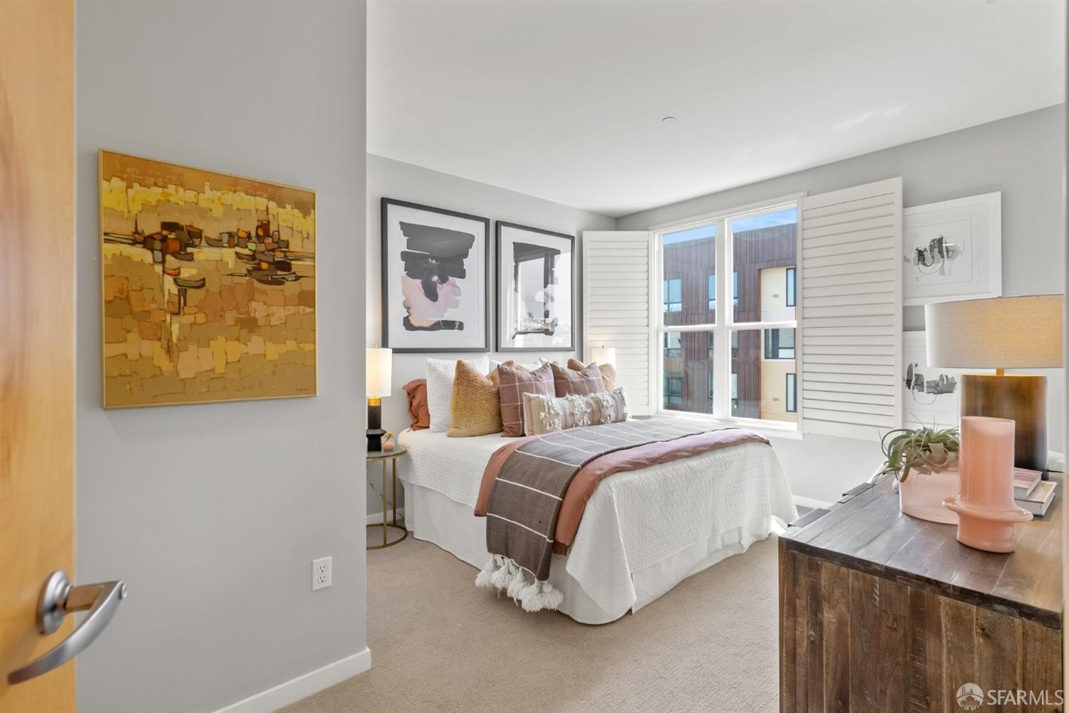 Detail Gallery Image 12 of 27 For 5800 3rd St #1404,  San Francisco,  CA 94124 - 3 Beds | 2 Baths
