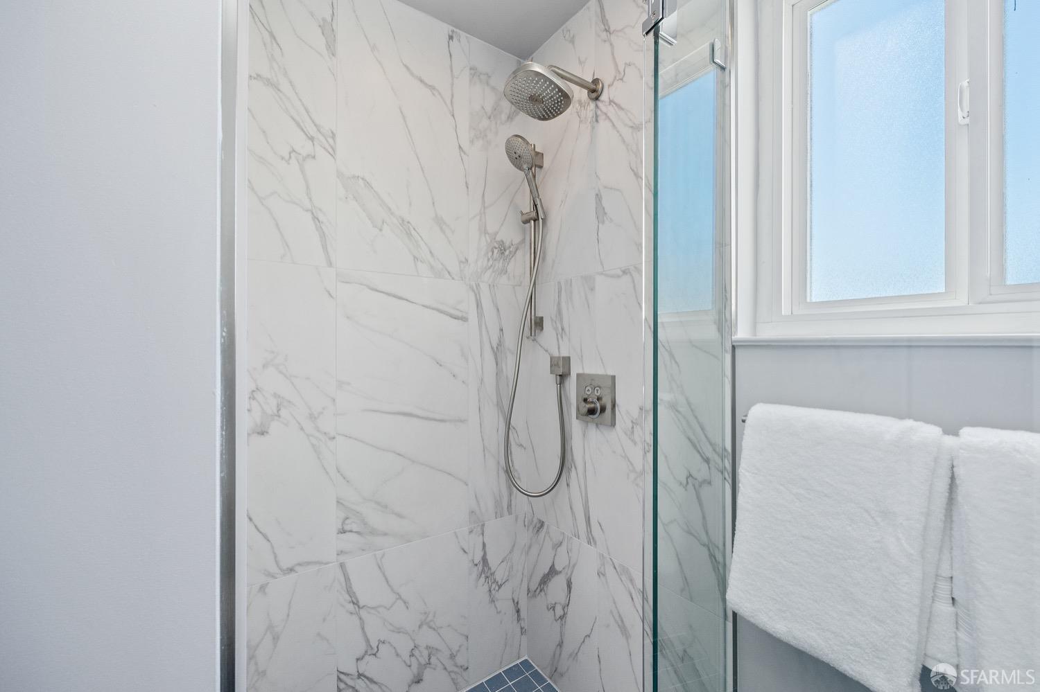 Detail Gallery Image 27 of 35 For 95 Saturn St, San Francisco,  CA 94114 - 3 Beds | 2 Baths