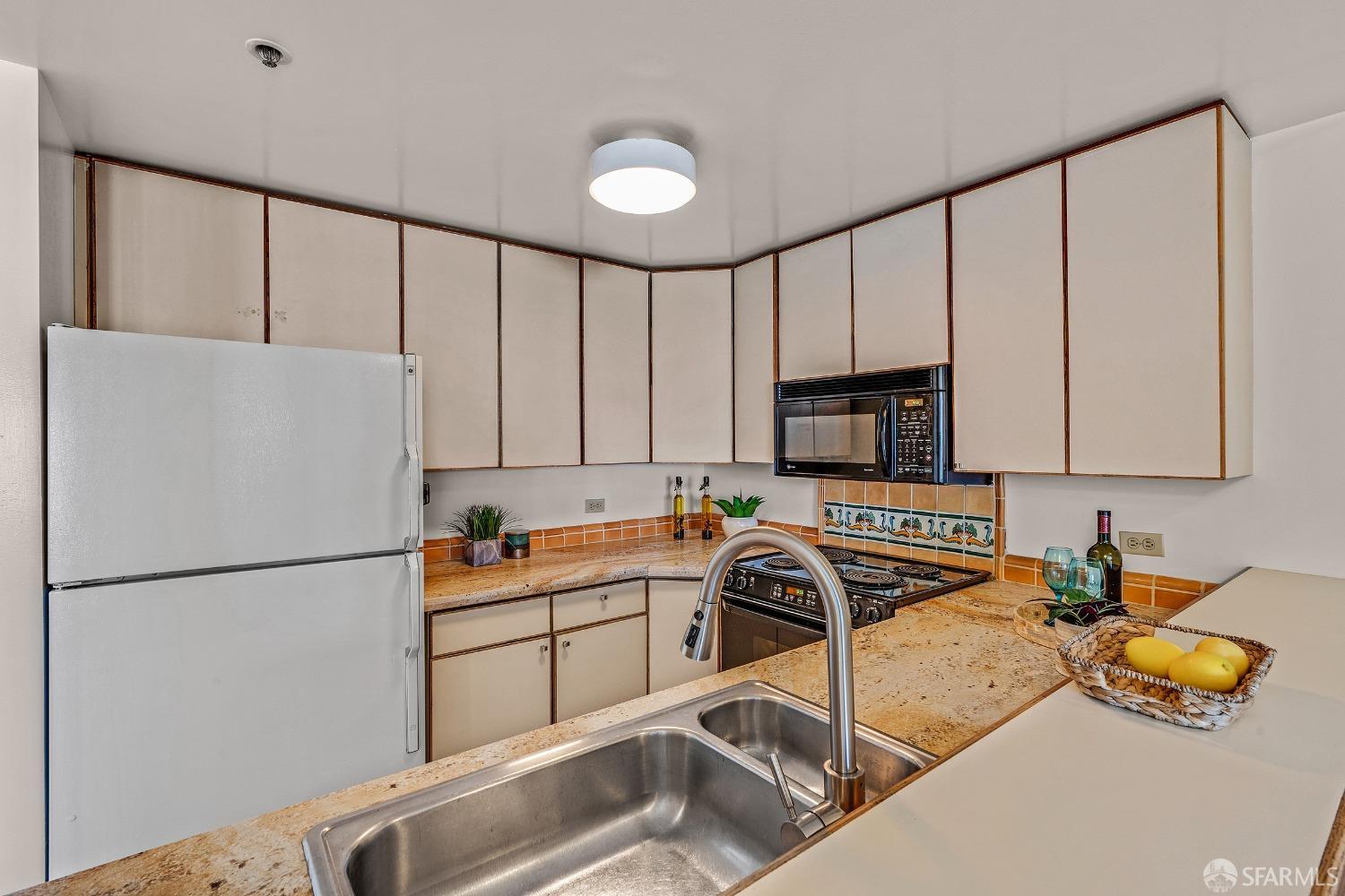 Detail Gallery Image 5 of 40 For 601 Van Ness Ave #1029,  San Francisco,  CA 94102 - 1 Beds | 1 Baths