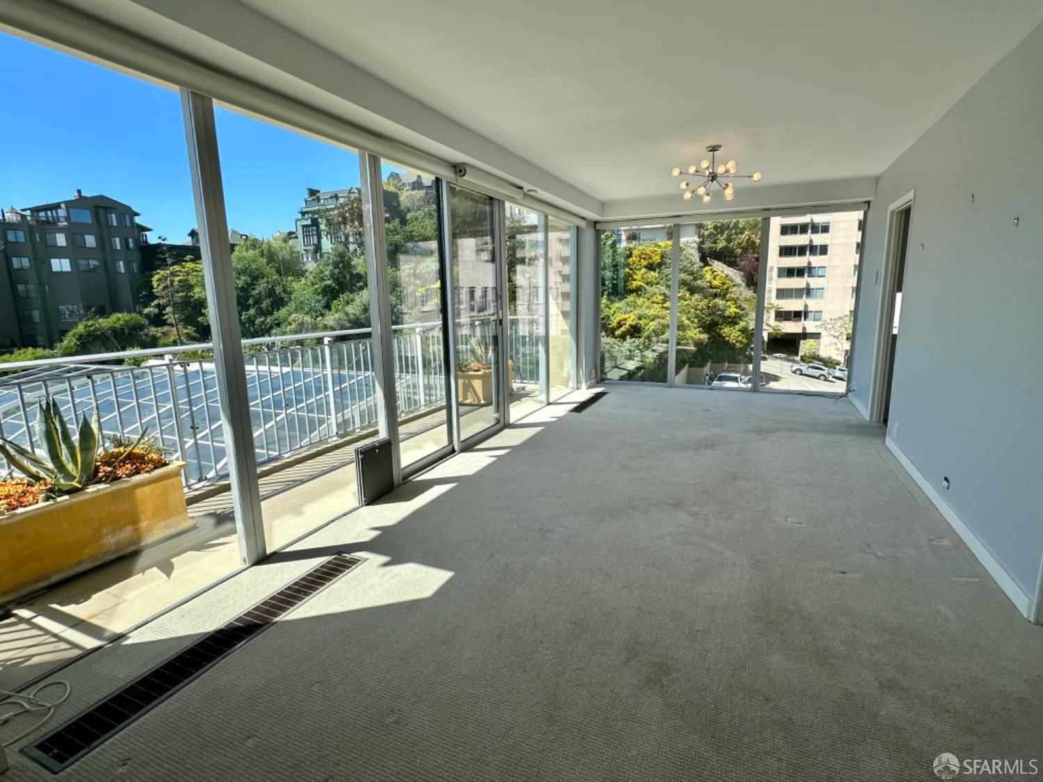 Detail Gallery Image 36 of 42 For 1750 Taylor St #202,  San Francisco,  CA 94133 - 2 Beds | 2 Baths