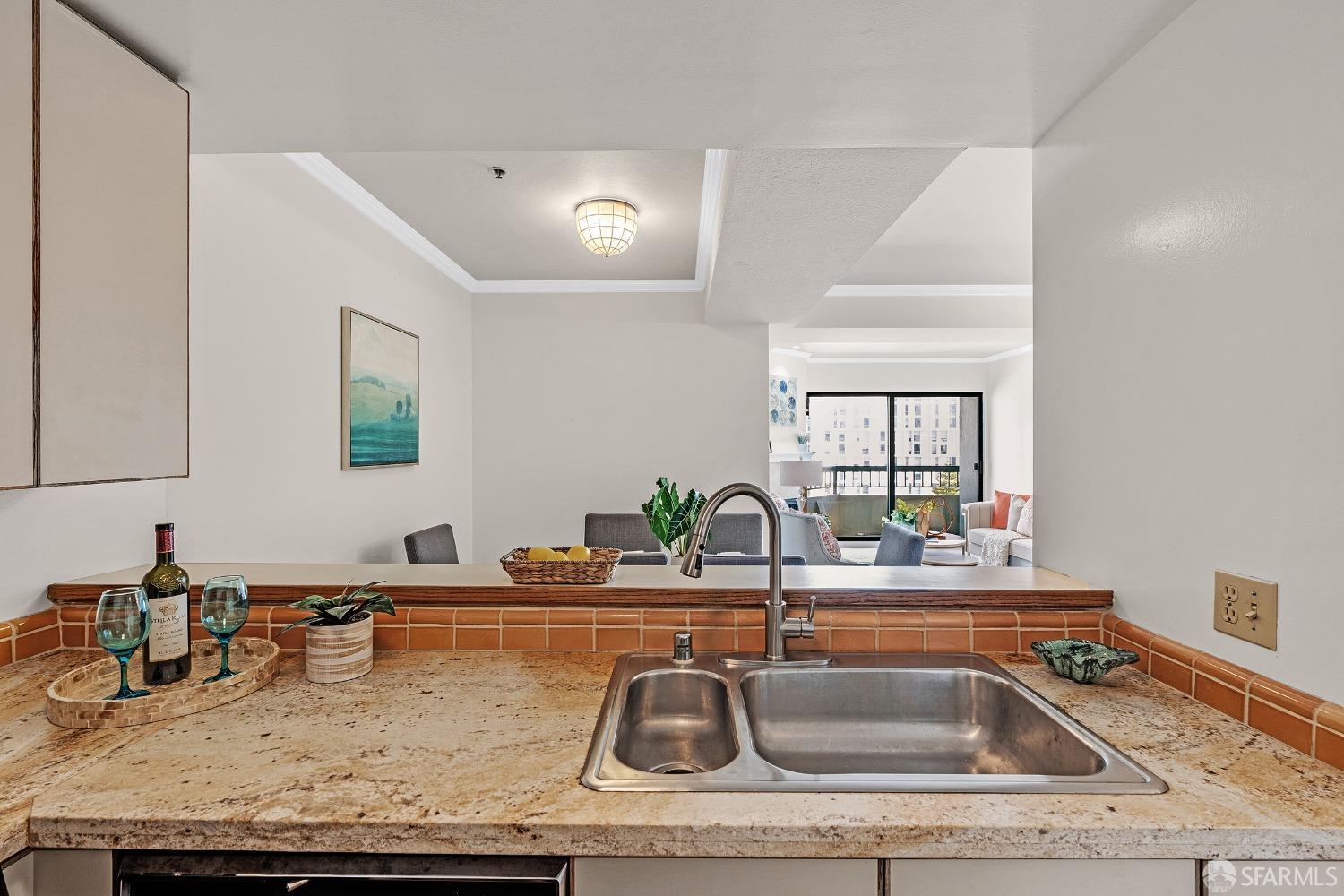 Detail Gallery Image 4 of 40 For 601 Van Ness Ave #1029,  San Francisco,  CA 94102 - 1 Beds | 1 Baths
