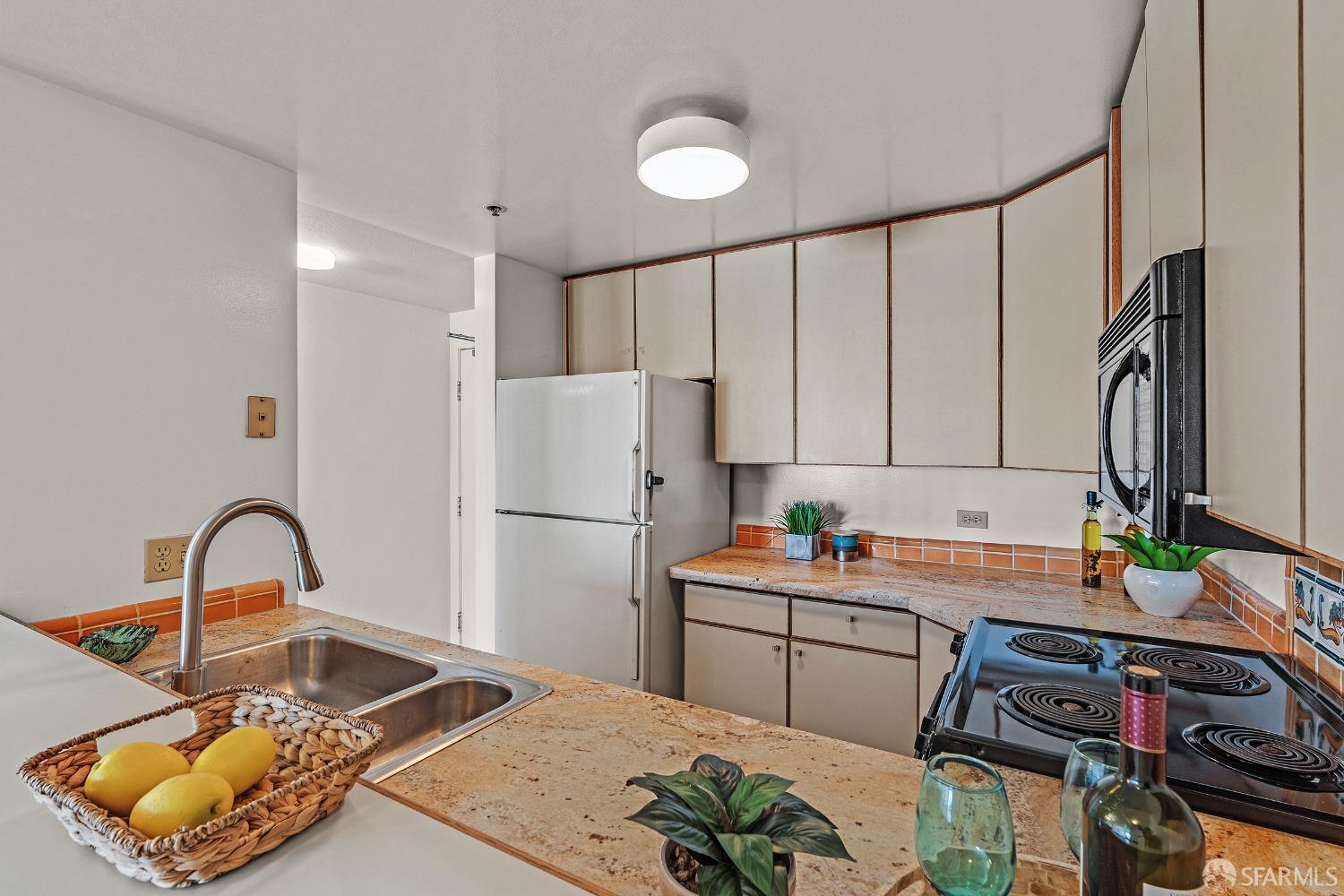 Detail Gallery Image 6 of 40 For 601 Van Ness Ave #1029,  San Francisco,  CA 94102 - 1 Beds | 1 Baths