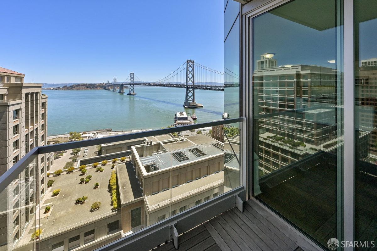 Detail Gallery Image 21 of 31 For 338 Spear St 22b,  San Francisco,  CA 94105 - 2 Beds | 2 Baths
