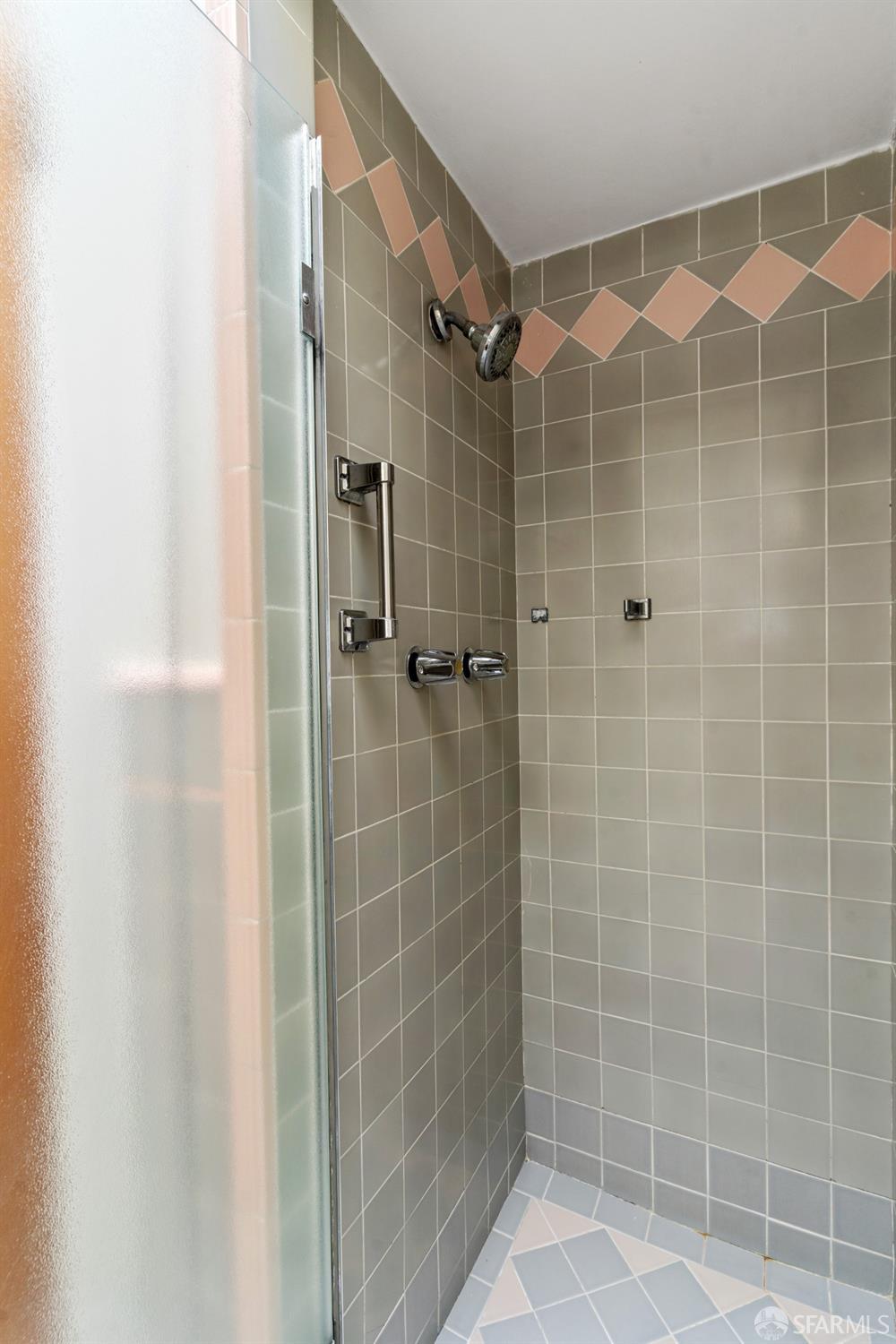 Detail Gallery Image 29 of 59 For 229 2nd Ave, Daly City,  CA 94014 - 3 Beds | 1/1 Baths
