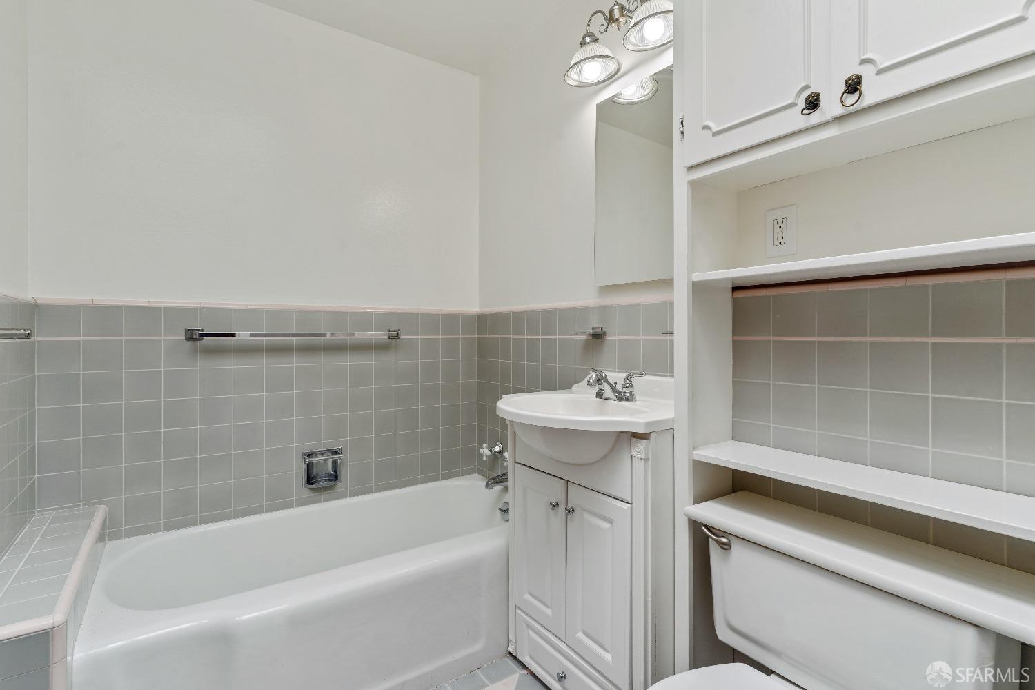 Detail Gallery Image 27 of 59 For 229 2nd Ave, Daly City,  CA 94014 - 3 Beds | 1/1 Baths
