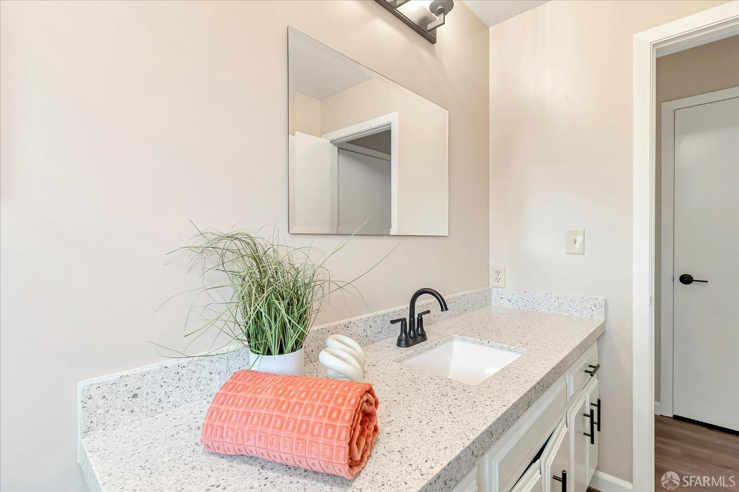 Detail Gallery Image 27 of 51 For 2322 Vera Ave, Redwood City,  CA 94061 - 3 Beds | 2/1 Baths