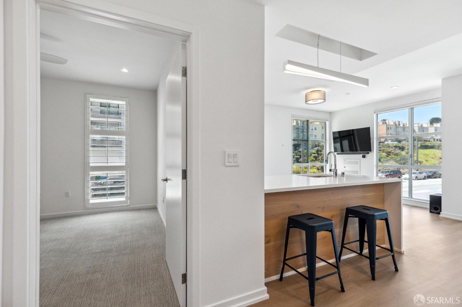 Detail Gallery Image 16 of 41 For 451 Donahue St #212,  San Francisco,  CA 94124 - 2 Beds | 2 Baths
