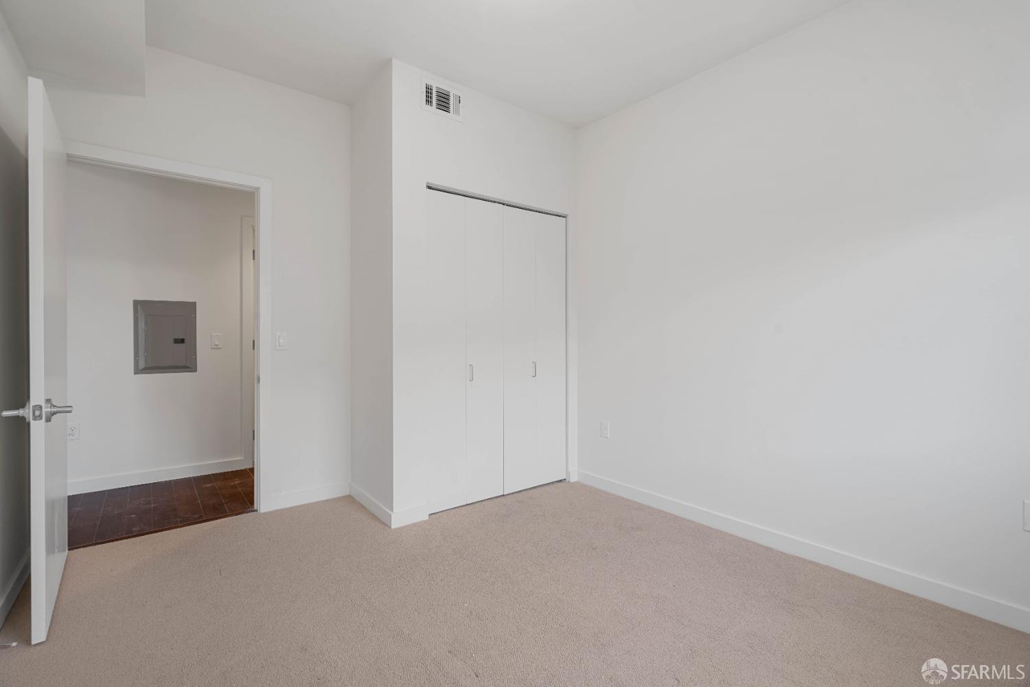Detail Gallery Image 9 of 29 For 50 Jerrold Ave #208,  San Francisco,  CA 94124 - 1 Beds | 1 Baths