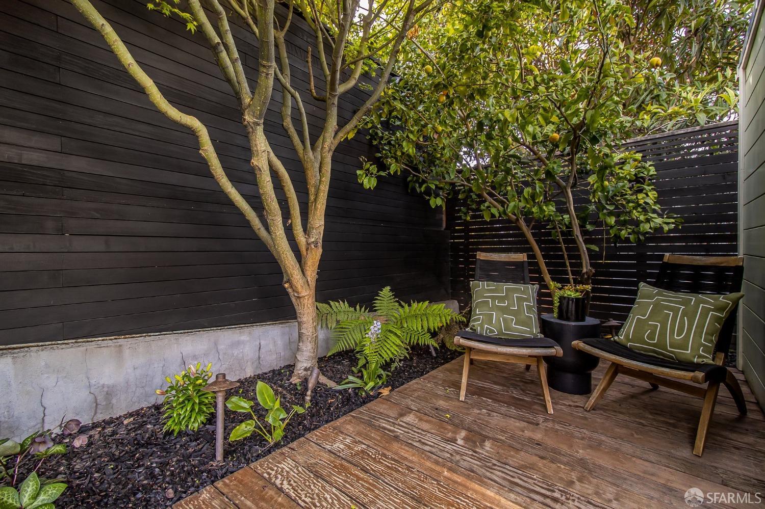 Detail Gallery Image 46 of 68 For 110 Liberty St, San Francisco,  CA 94110 - 2 Beds | 2/2 Baths