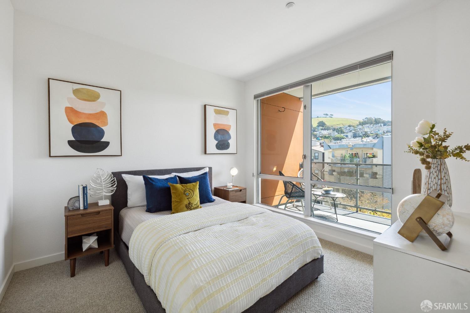 Detail Gallery Image 17 of 26 For 555 Bartlett St #306,  San Francisco,  CA 94110 - 2 Beds | 2 Baths