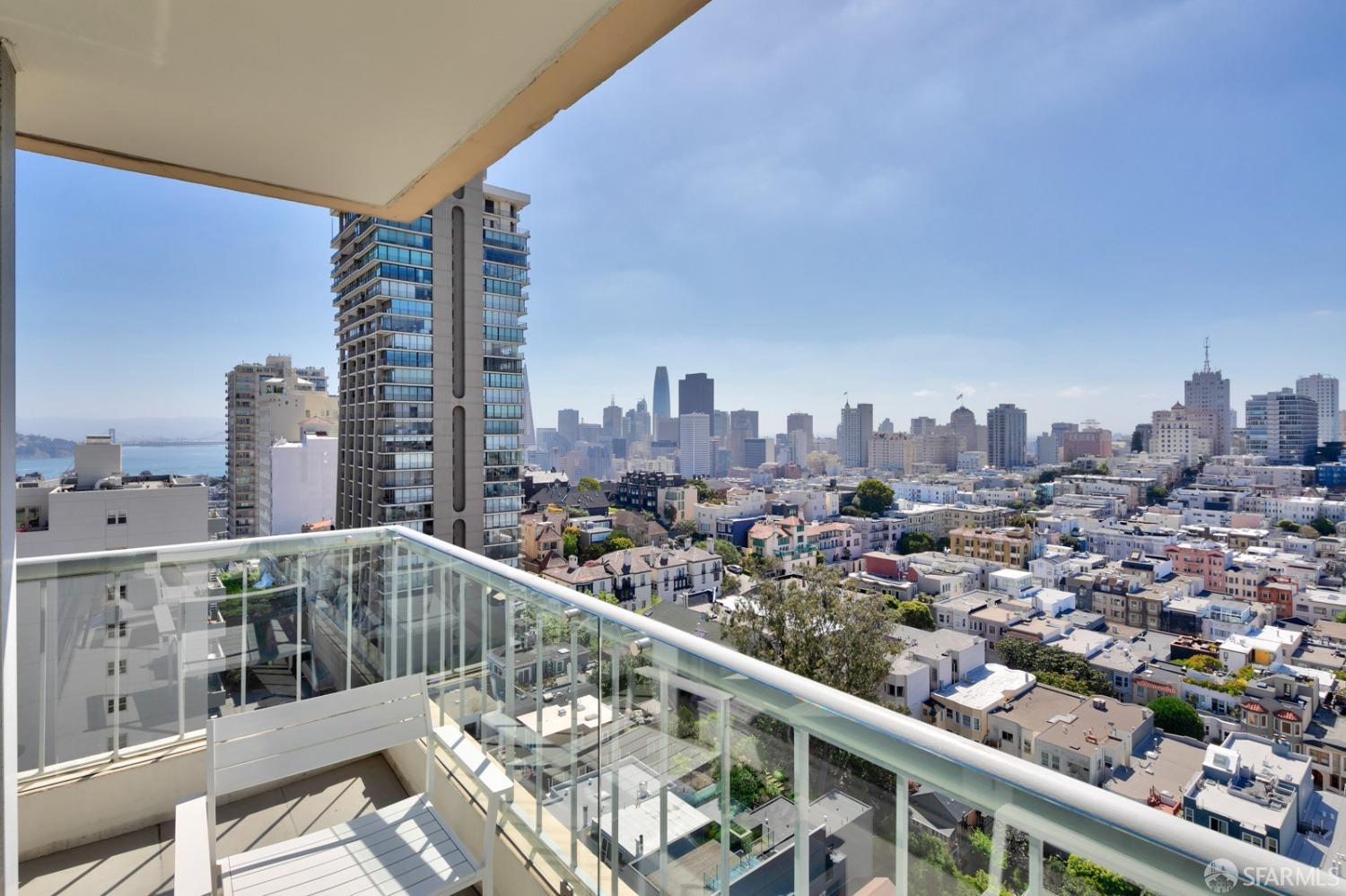 Detail Gallery Image 24 of 45 For 1070 Green St #1202,  San Francisco,  CA 94133 - 3 Beds | 2/1 Baths