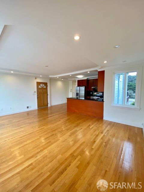 Detail Gallery Image 5 of 16 For 4127 Kirkham St #4127,  San Francisco,  CA 94122 - 3 Beds | 2 Baths
