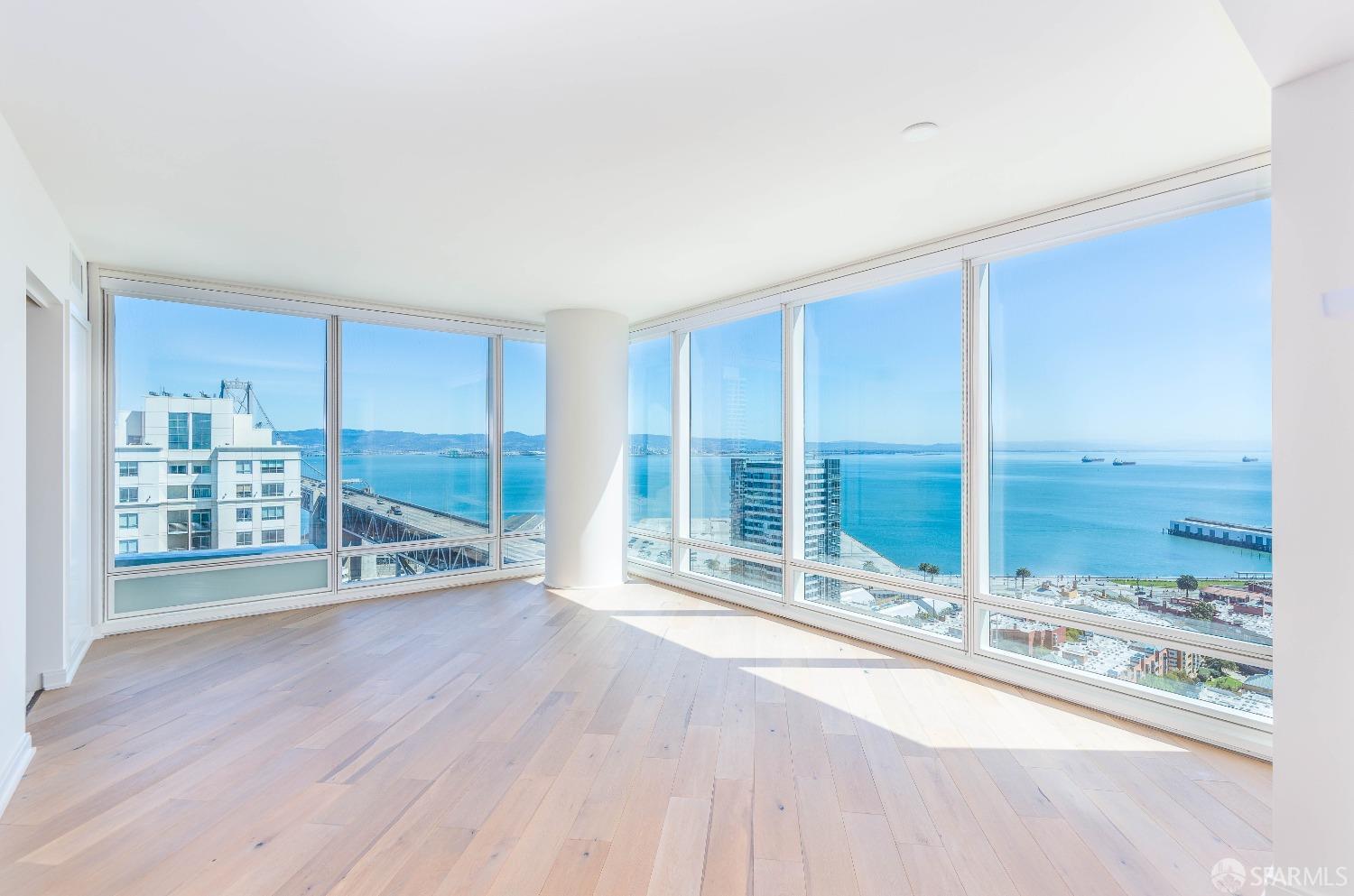 Detail Gallery Image 1 of 30 For 401 Harrison St 20e,  San Francisco,  CA 94105 - 2 Beds | 2 Baths