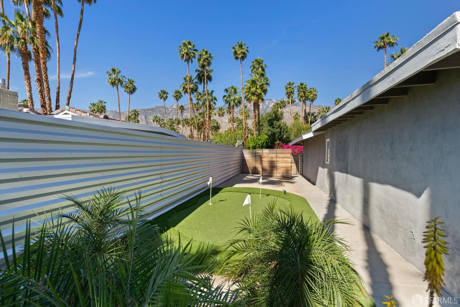 Detail Gallery Image 23 of 40 For 1186 S San Joaquin Dr, Palm Springs,  CA 92264 - 3 Beds | 2 Baths